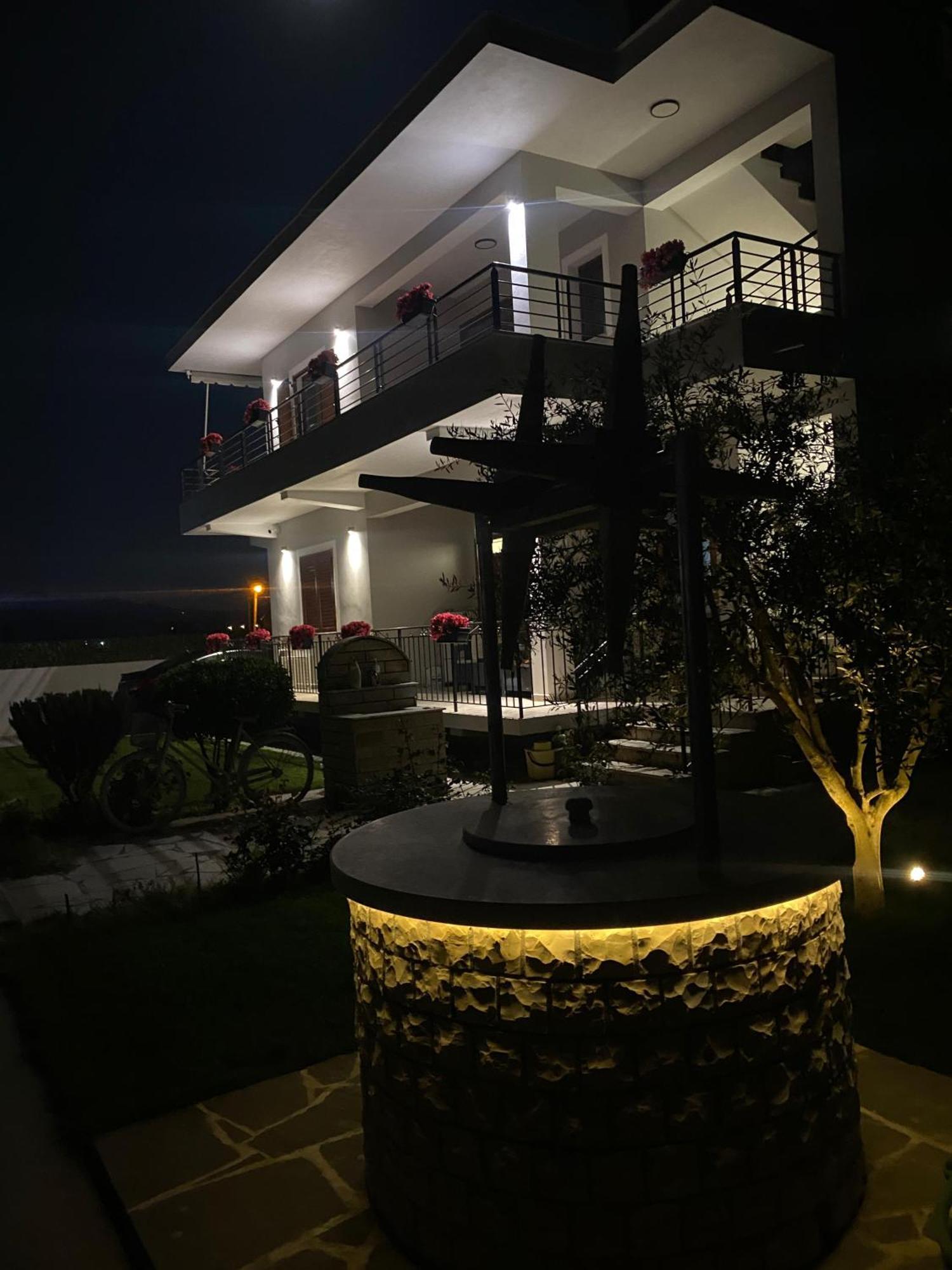 Villa Tabaku Берат Екстер'єр фото